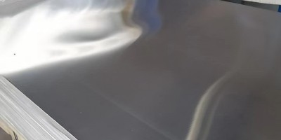 The advantages and disadvantages of cold-drawn 904L stainless steel plates