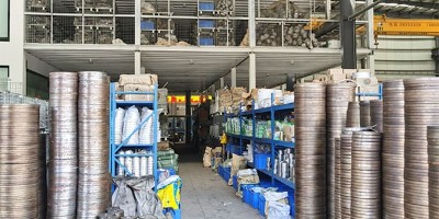 Weili Huang - Production Warehouse